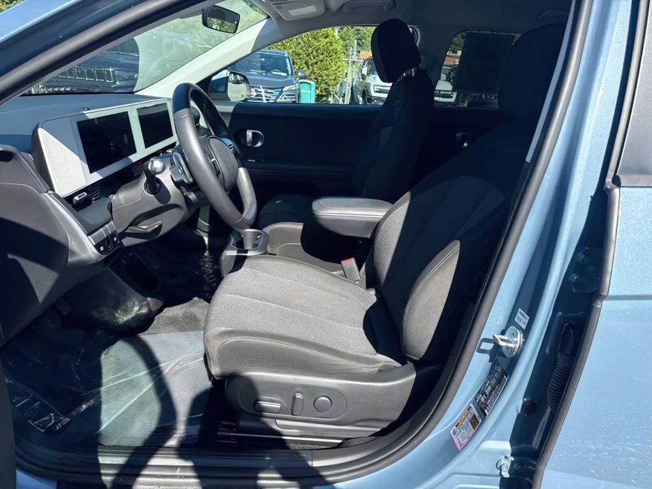 Hyundai Ioniq 5      2023