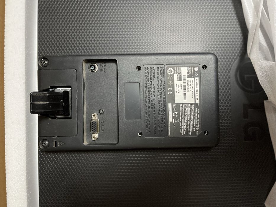 Монітор LG 22 діагональ