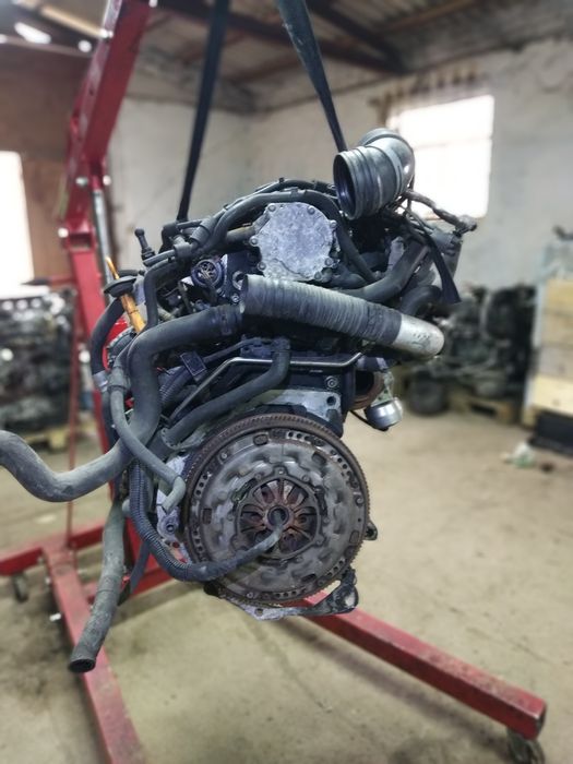 Двигун мотор двигатель BKC 1.9 TDI golf 5 touran Passat seat leon