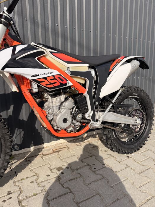 KTM Frerride 250 f СВІЖО ПРИГНАНИЙ