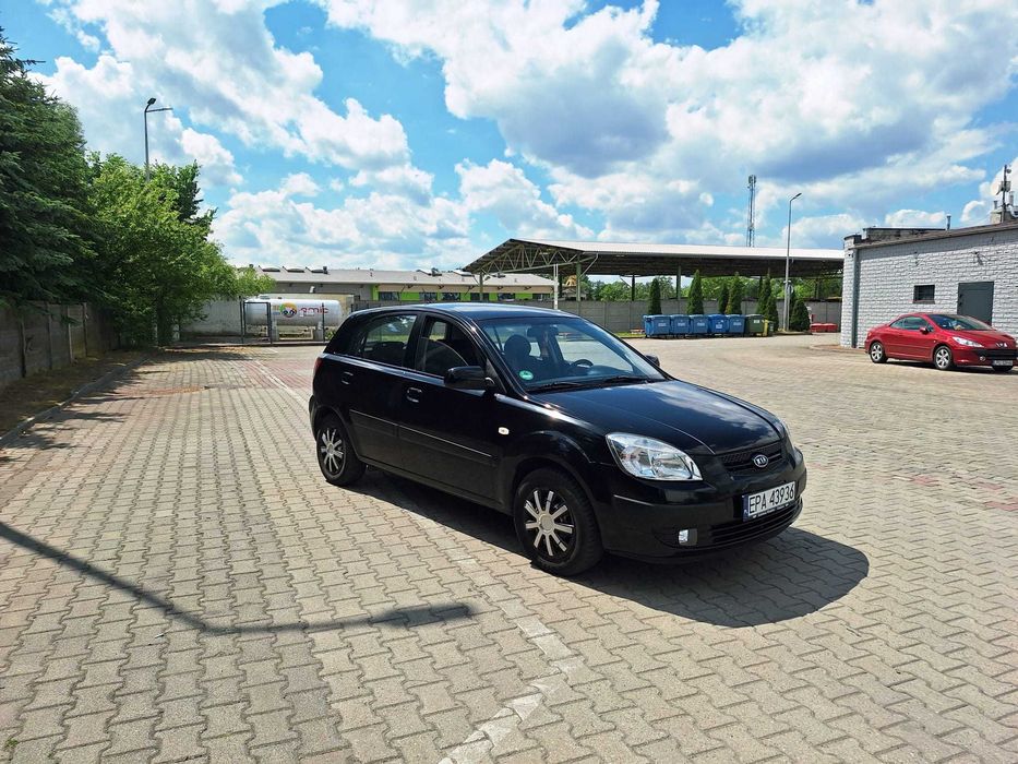 -Kia Rio- stan bdb-