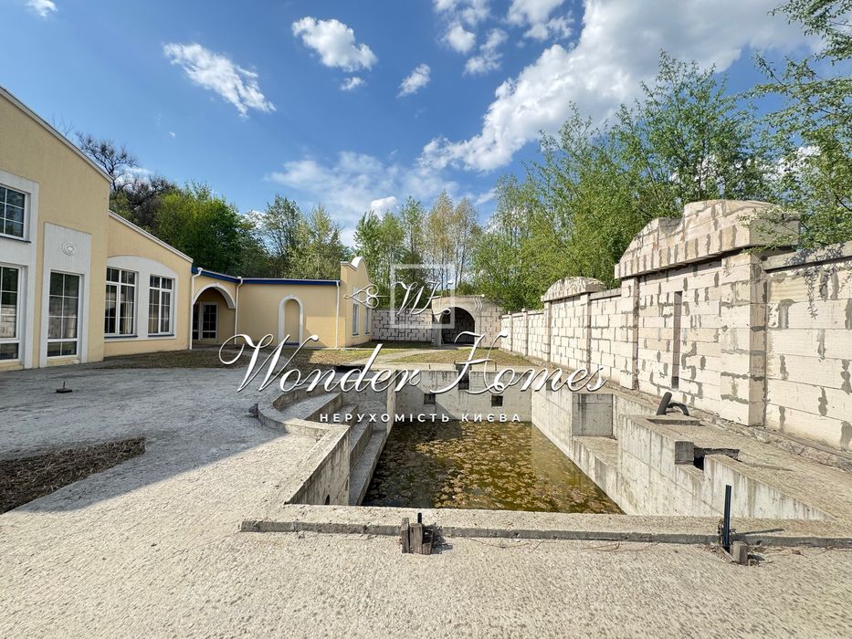 Продажа дома особняка резиденции 1200м2 в с.Григоровка Обуховского р-н