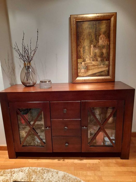 Conjunto de Aparador, Mesa e 8 Cadeiras