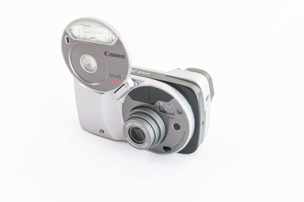 Aparat analogowy na kliszę APS Canon IXUS Z90 AiAf + klisza