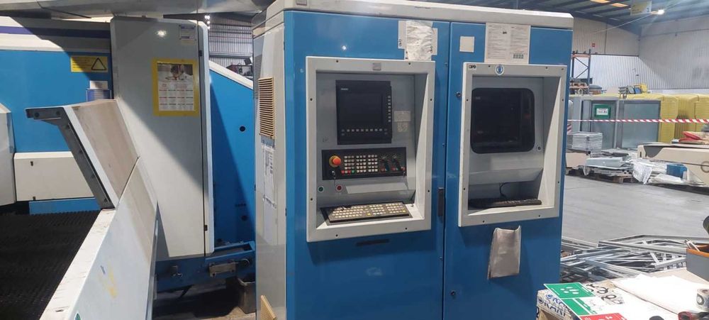 Maquina finn-power SG6 trabalha 3000x1500 ler descrição