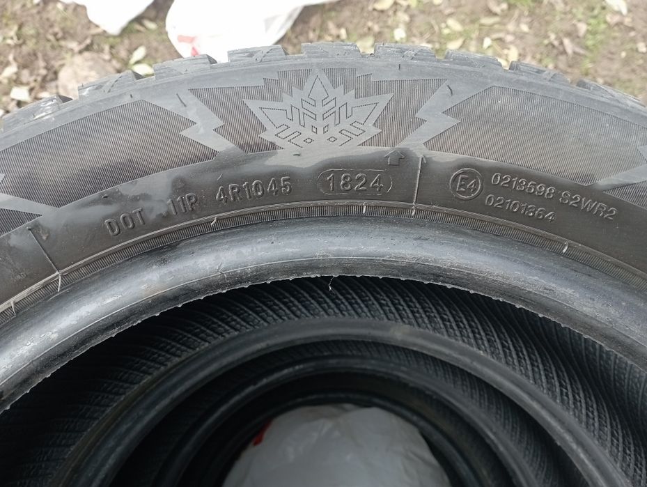 Продам зимову резину 2024 року 205/55/R16 !!стан нової!!