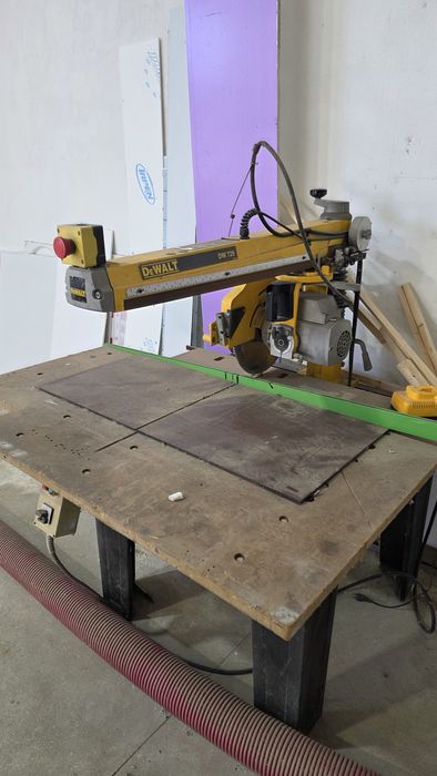 Serra Radial DeWalt 729