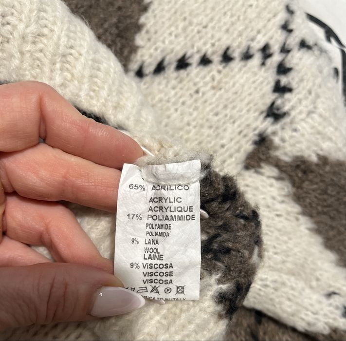 Sweter w romby mięsisty