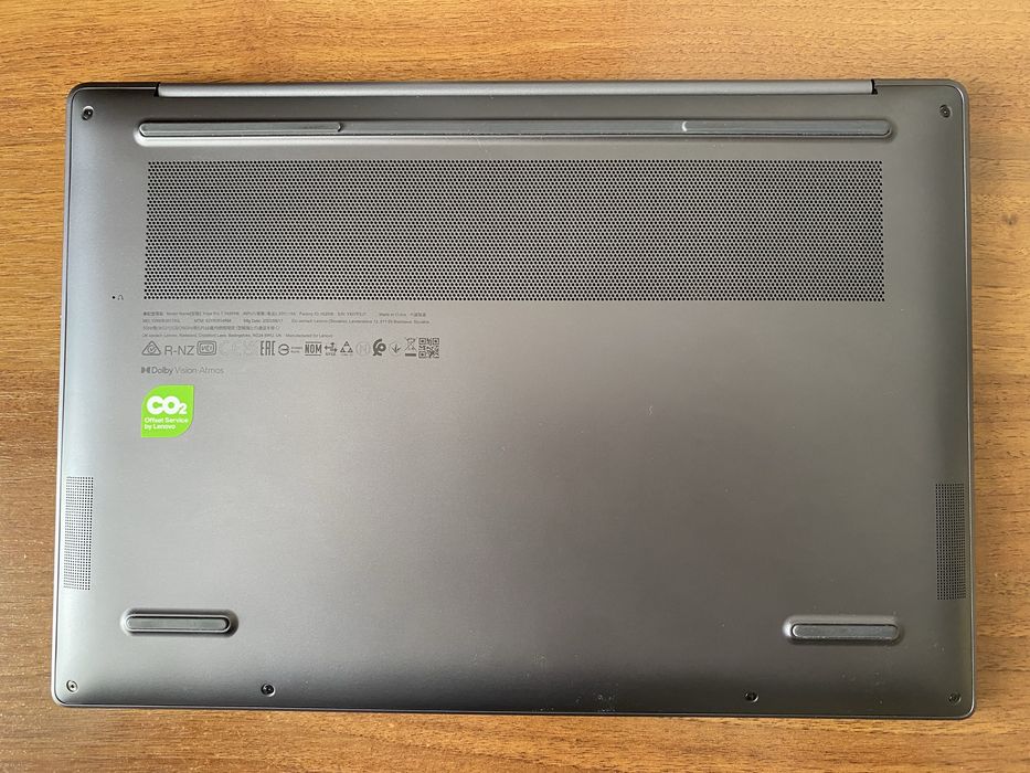 Lenovo Yoga Pro 7 14APH8