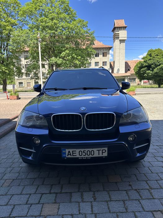 Продам BMW X5 e70
