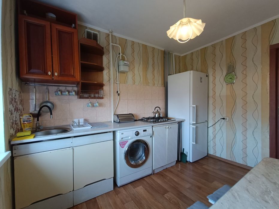 3-х/к квартира Інгульській р-н. ул. Космонавтов 142