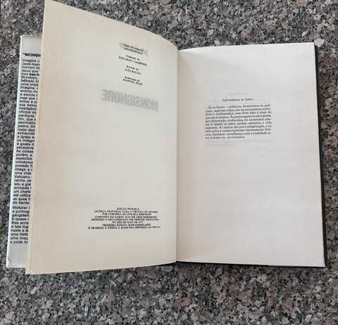 Livro Monsignore - Jack-Alain Léger (Círculo de Leitores 1977)