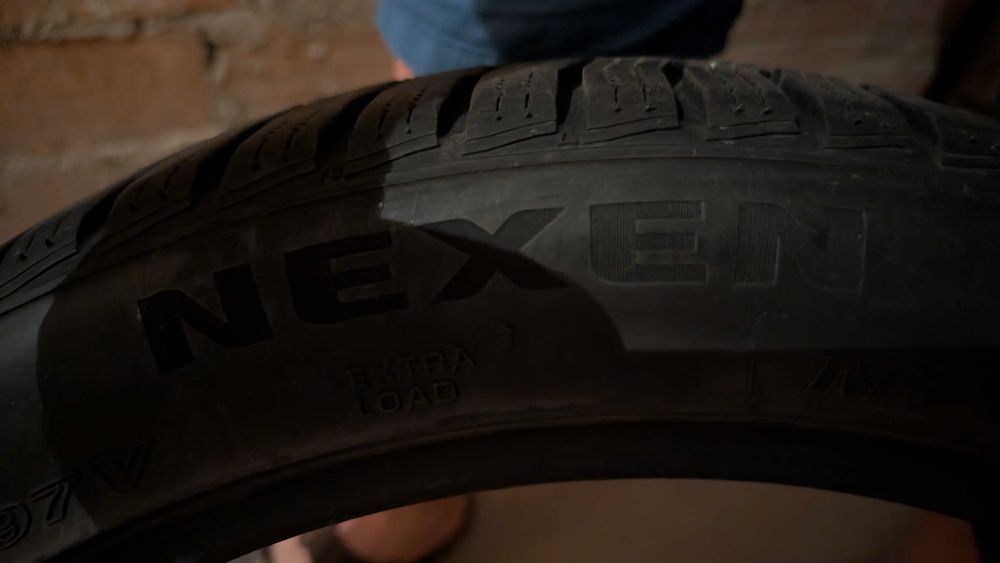 Opony Nexen 245/40 R18 WINGUARD SPORT (zimowe)