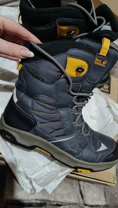 Зимові термочоботи, півсапоги, оригінал Jack Wolfskin, розмір 38