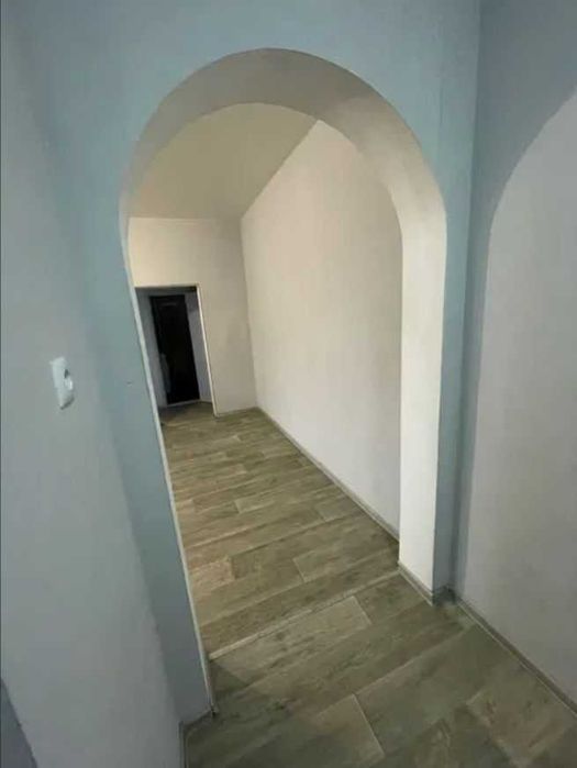 2 кім 53 м2 з РЕМОНТОМ в ЦЕГЛІ район КАЛИНОВА (718815)