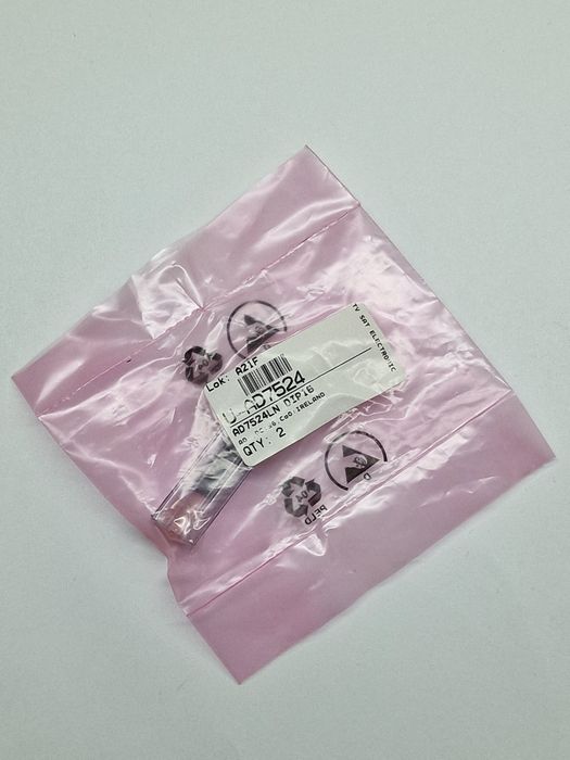 Przetwornik Analog Devices AD7524LN