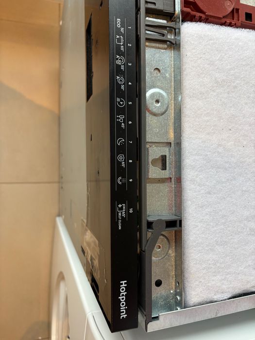 TOP Máquina de lavar louça Integrada Hotpoint