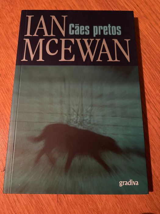 CÃES PRETOS      Ian McEwan