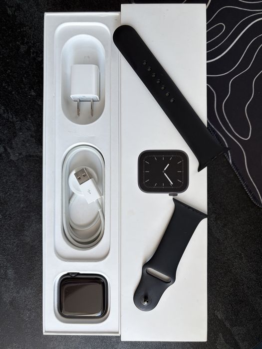 Apple Watch 5 44mm