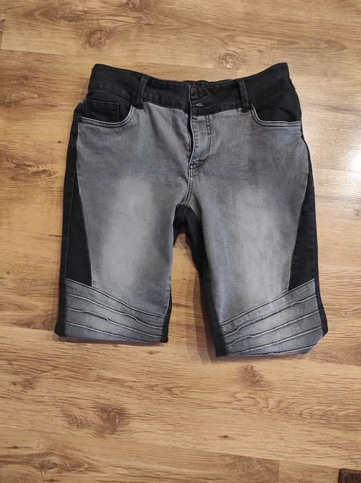 Ciekawe spodnie czarne z jasnym przodem