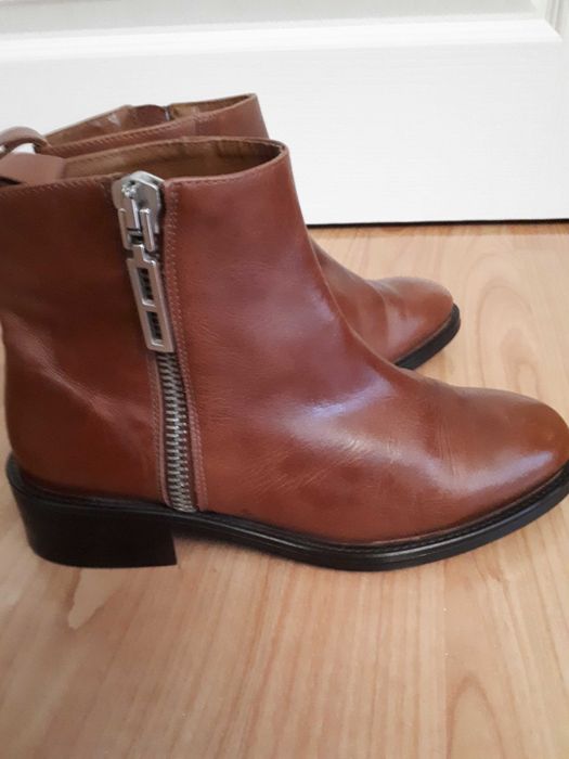 Sprzedam nowe krótkie damskie kozaczki firmy Zara roz. 37