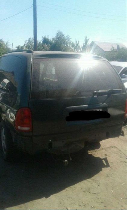 Dodge Stratus 2,0 Chrysler Voyager 1994г 2,5 дизель.