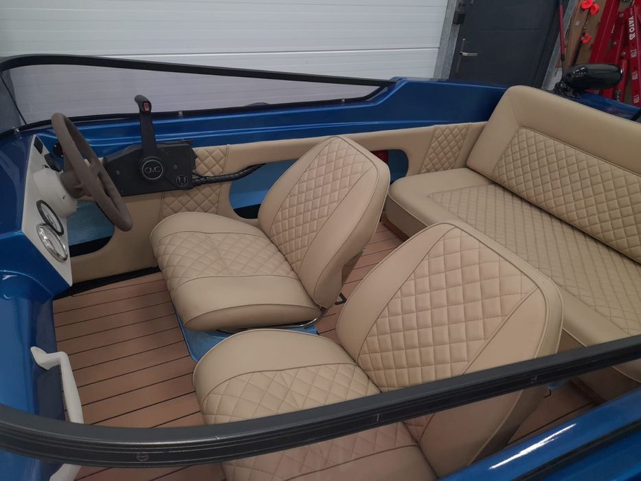 Sprzedam motorówkę Glastron GT160