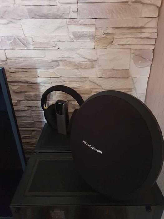 Акустика Harman Kardon Onyx Studio 2