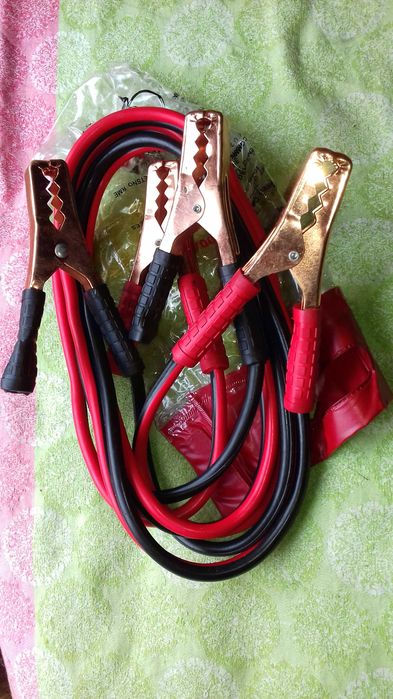 Banco Suzuki GSXR 1100 60€/kit emergençia 25€/ Tablier VW UP 200€