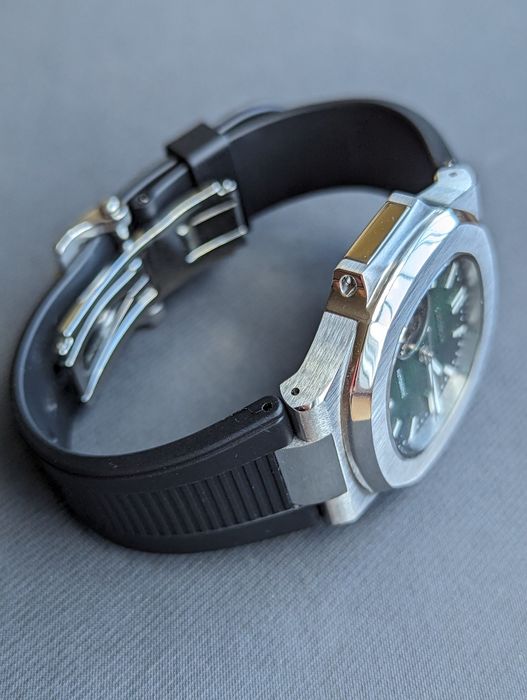 Seiko Nautilus mod open heart guma