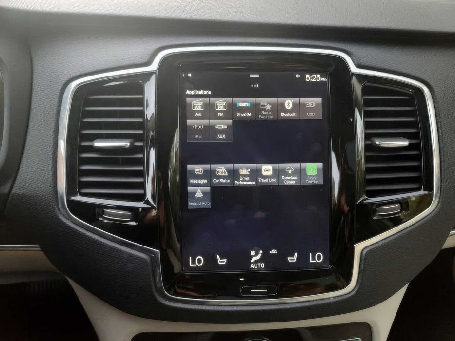 Volvo XC90 T6 Momentum      2017