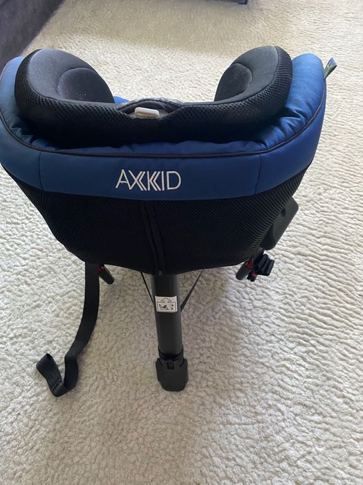 Fotelik bezwypadkowy Axkid Minikid 2.0