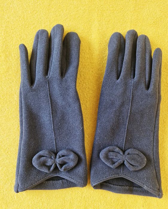 Rękawiczki damskie eleganckie