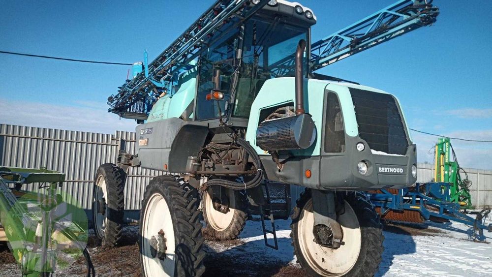 Самохідний обприскувач Berthoud Raptor 3240