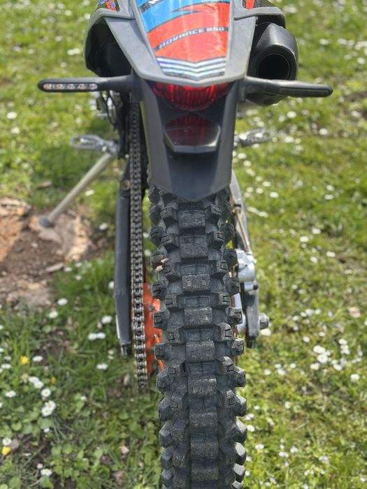 Продам Кові Адванс 250  торг присутній