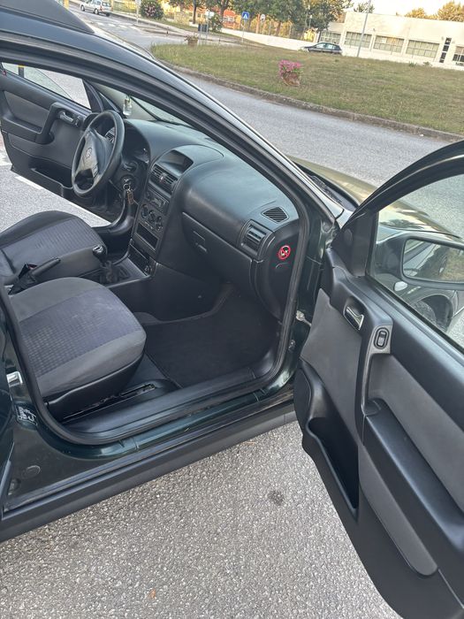 Opel astra 1.4i Eco