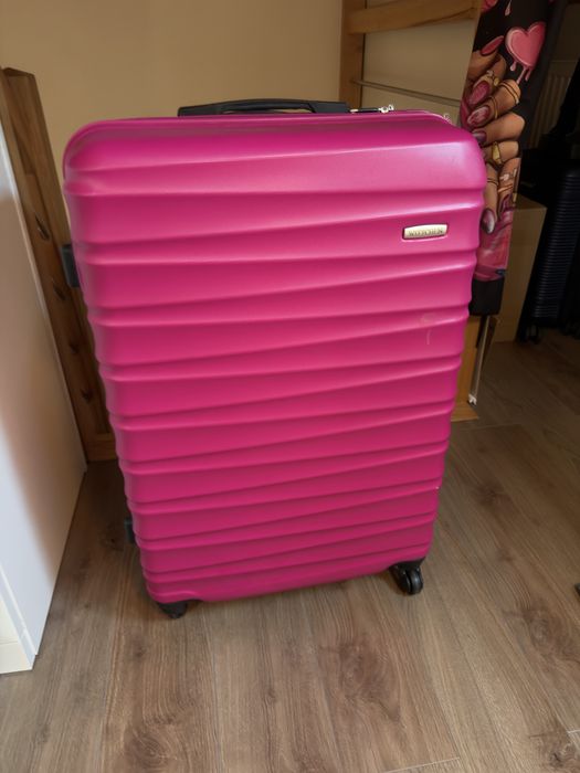 Walizka turystczna Wittchen 96 l różowa