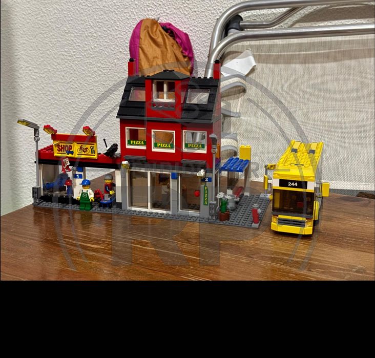 LEGO City 7641 – Esquina da Cidade | City Corner