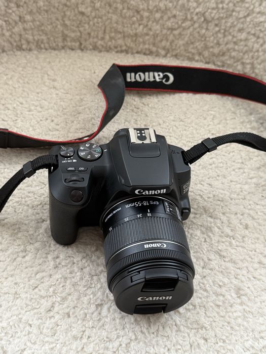 Canon EOS 250D + 18-55mm, стан ідеал, комплект, торг