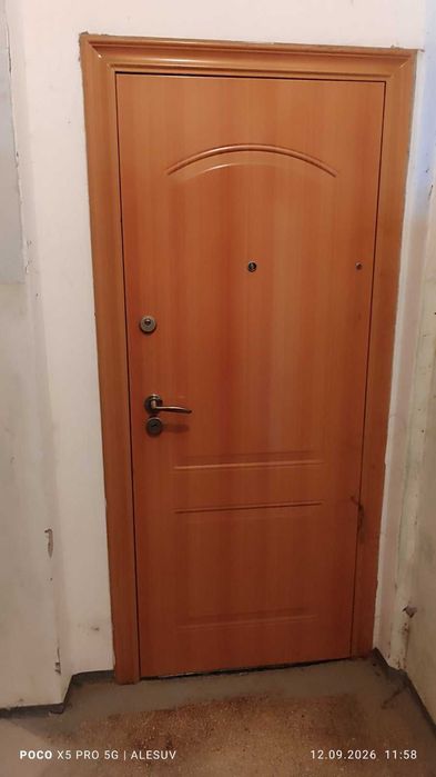 Продається чудова 2-х кімнатна велика квартира,сталінка, район Гданцівки