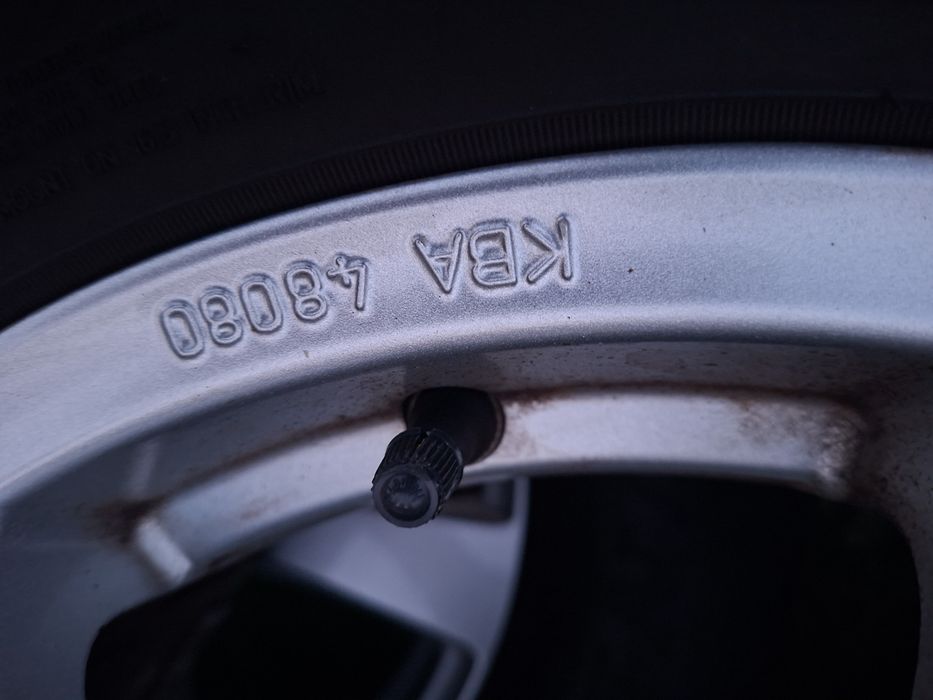 Jak nowe koła zimowe 16 5x114,3 et46 Asx Kia Mazda Hyundai 215/65/16