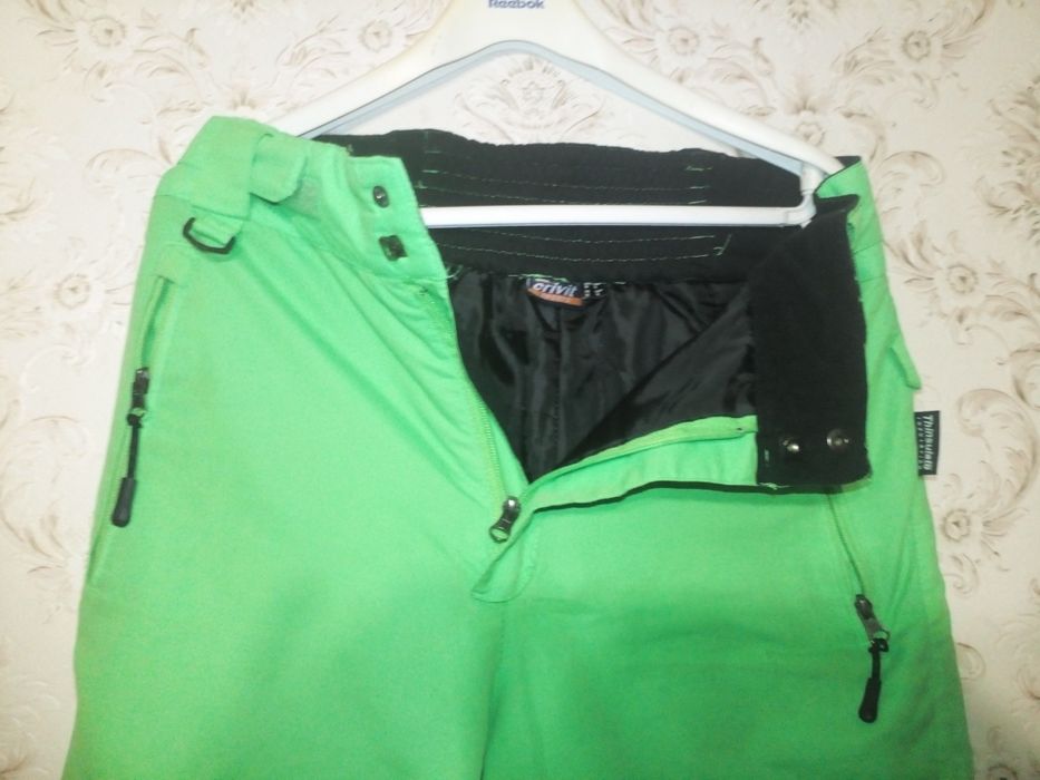 Лыжные 48-50 р . Штаны лыжные теплые