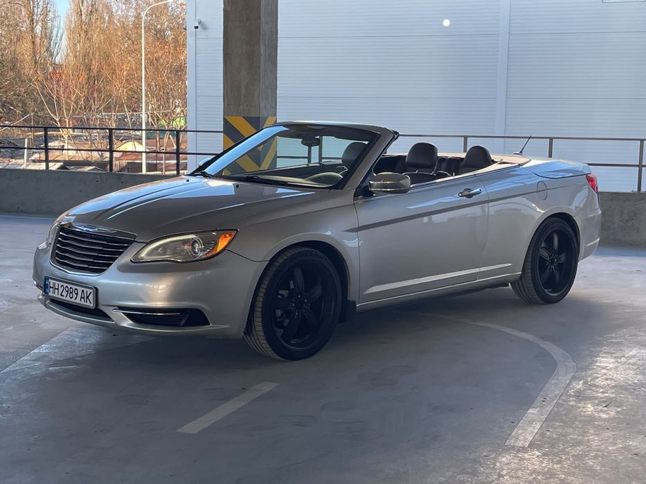 Продам Chrysler 200C