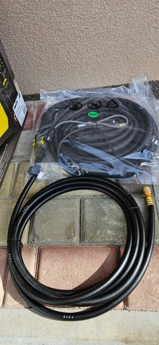 Зварювальний інвертор ESAB Rogue ET 201i PRO