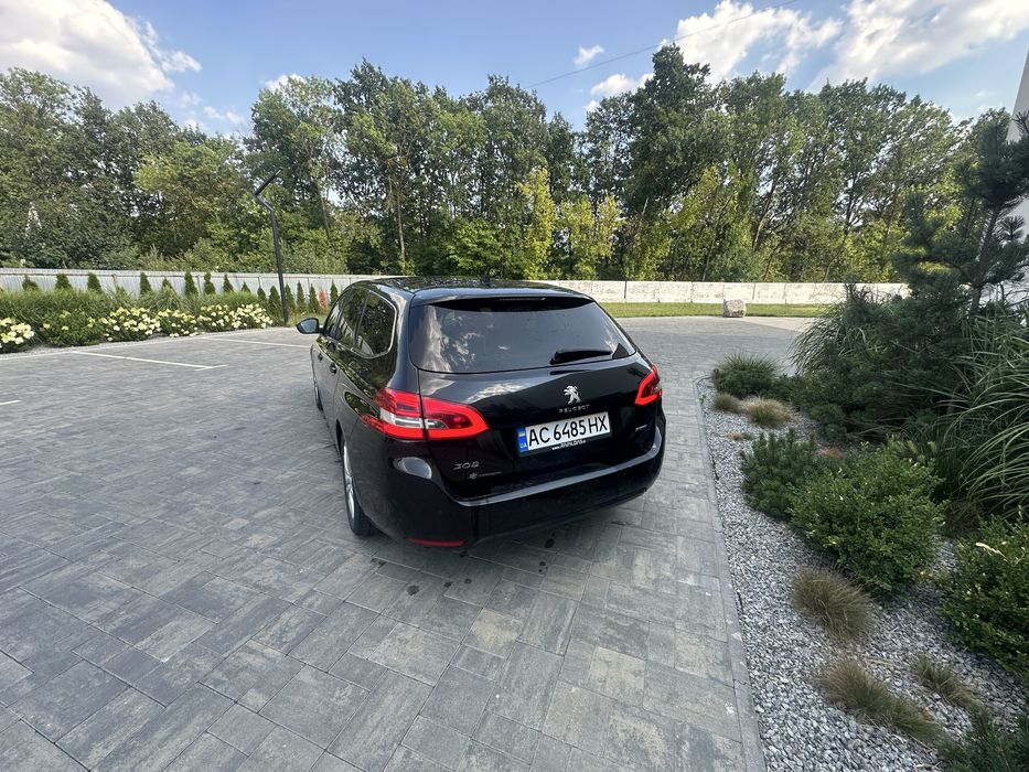 Продам Peugeot 308 2014