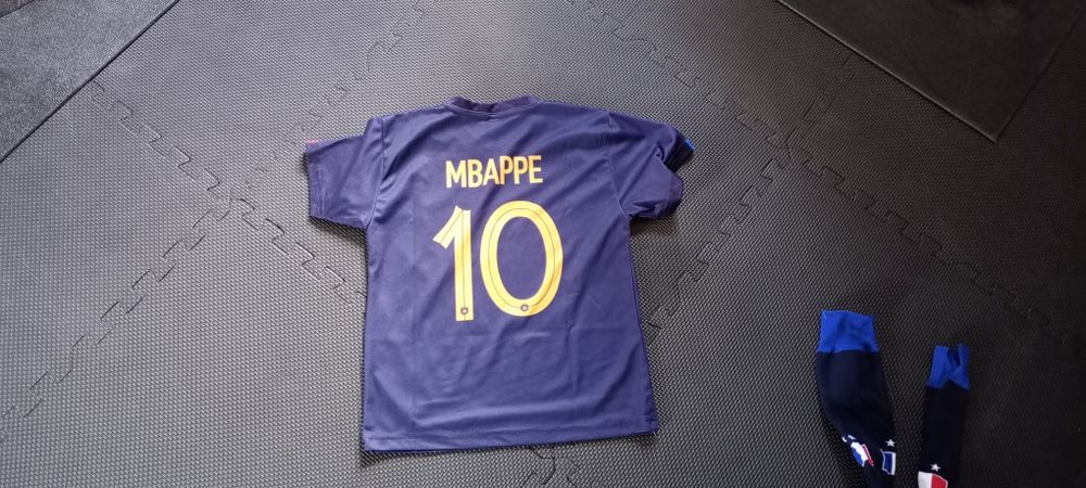 Strój pilkarski Mbappe