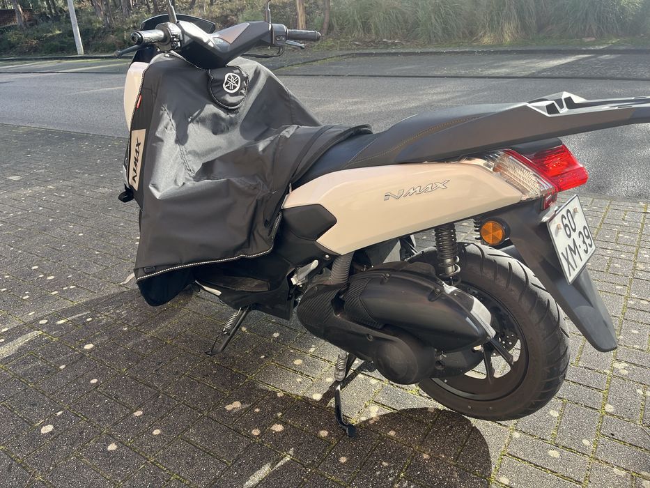 Yamaha Nmax 125 (poucos quilómetros)