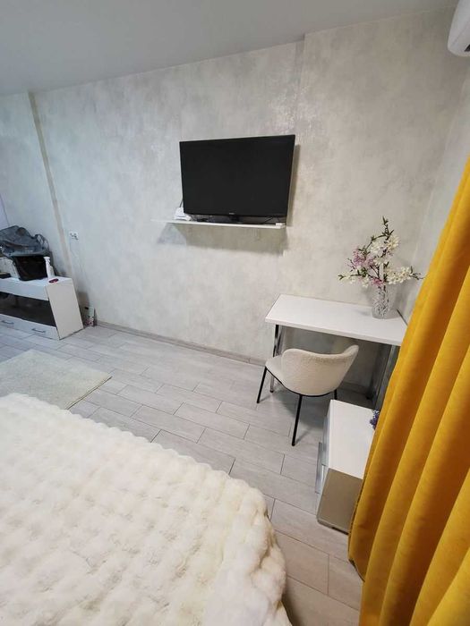 Комфорт Таун,  Метро Лівобережна, Дніпровський,