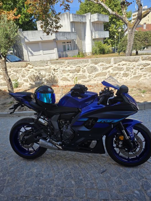 Yamaha R7 como nova