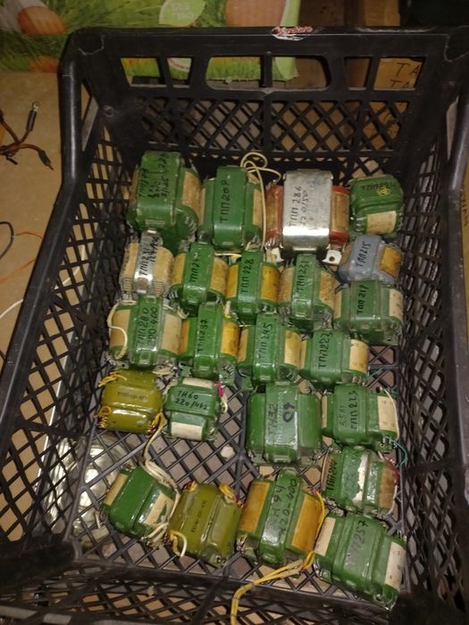 Трансформаторы різні: ТА, ТАН, ТН, ТС, ТВ, ТП, ТОТ, ТПП, ТУМ, ТВС.